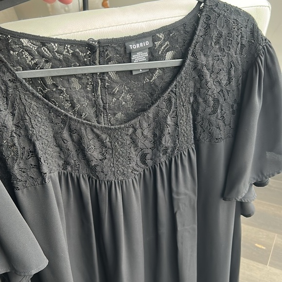 Torrid Black Lace Chiffon Flowy Top Short Sleeves Blouse Size 5X - Picture 10 of 15